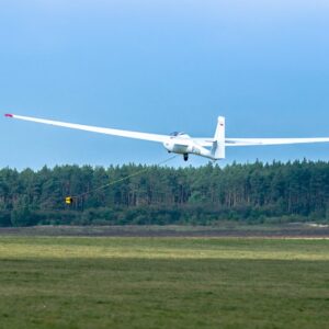 Pakiet lotów szybowcem za wyciągarką maksymalnie 5 osób